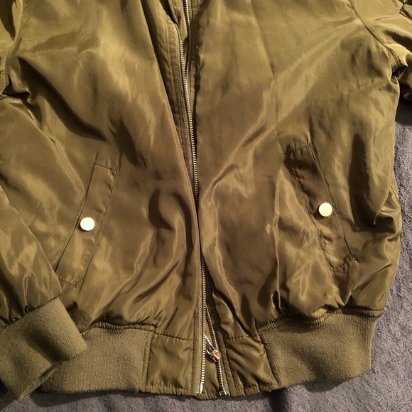 Bomber jacket. - Picture 3 of 3
